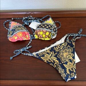 Boteh Floral Print Bikini Set — Pink, Yellow & Navy — NWT — Size M